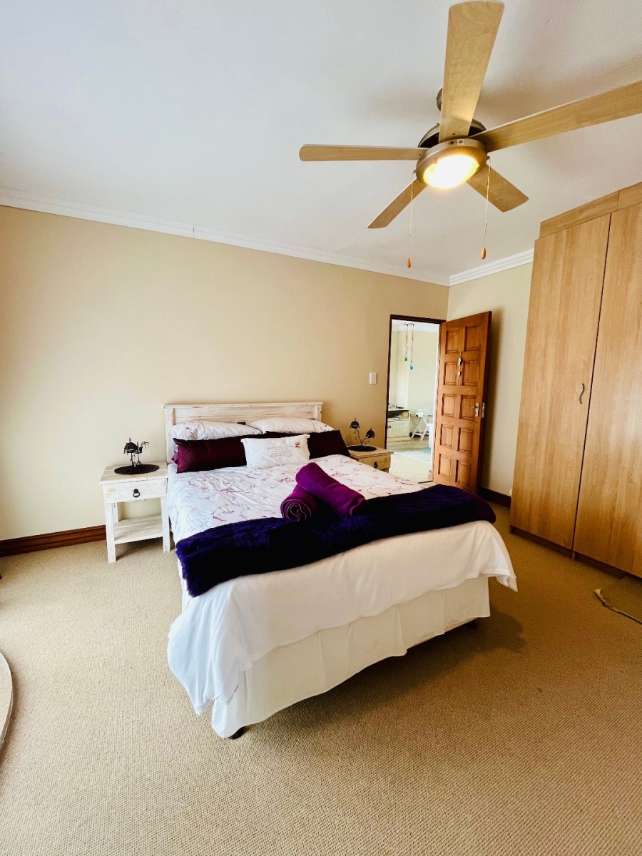 6 Bedroom Property for Sale in Tergniet Western Cape